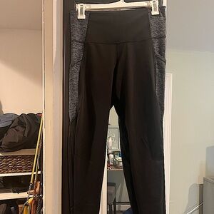 Old Navy Go Dry Black and Grey Leggings